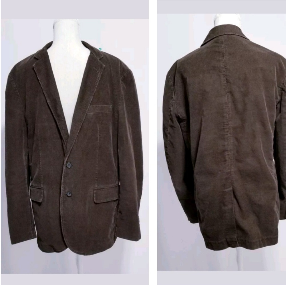 J. Crew 2 Button Corduroy Blazer
Sports Coat Large